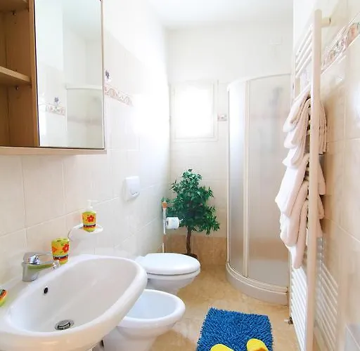 Blu Marine מלון דירות 4*